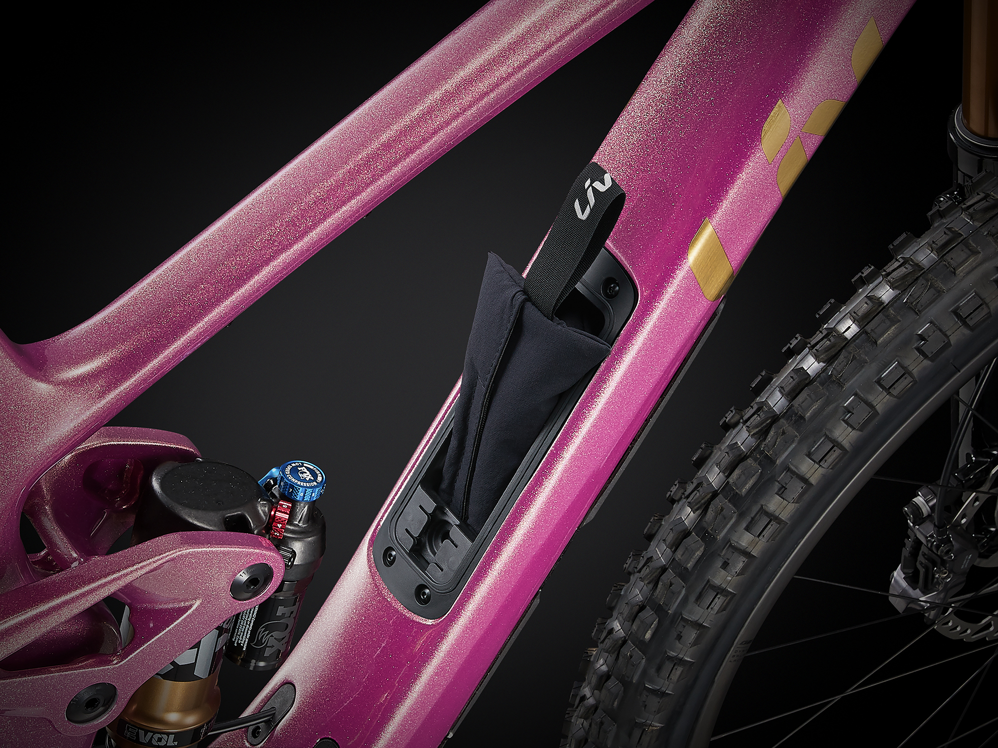 LIV First Look: The New Liv Intrigue X is Highly Adjustable